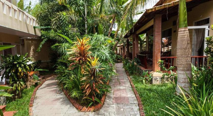 Castaways Resort Duong Dong Exterior foto